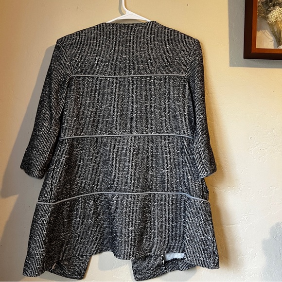 Black and White Sweater/Blazer - Picture 5 of 5